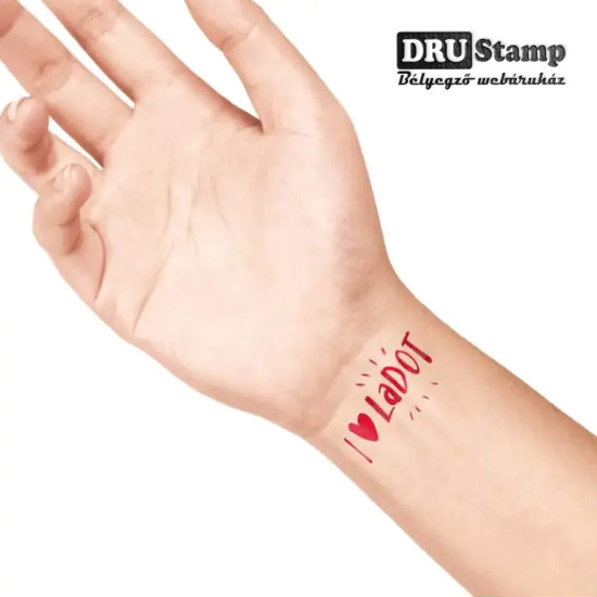 LaDot tus 7 féle színben